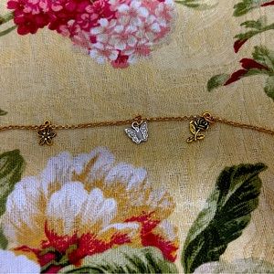 3 charm custom bracelet. This one is called butterflower 🫶🏼 🥀